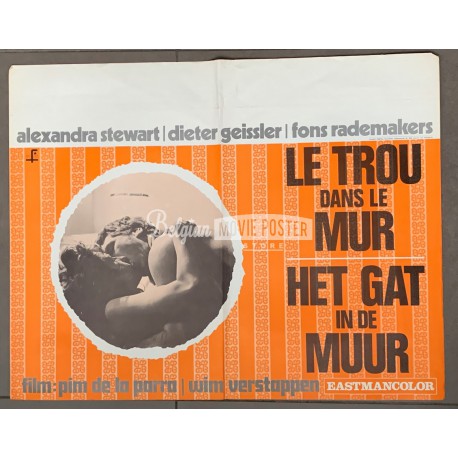 BEZETEN - HET GAT IN DE MUUR