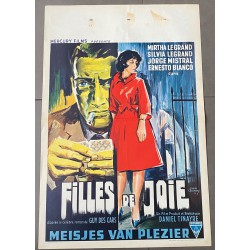 BAJO UN MISMO ROSTRO (FILLES DE JOIE)
